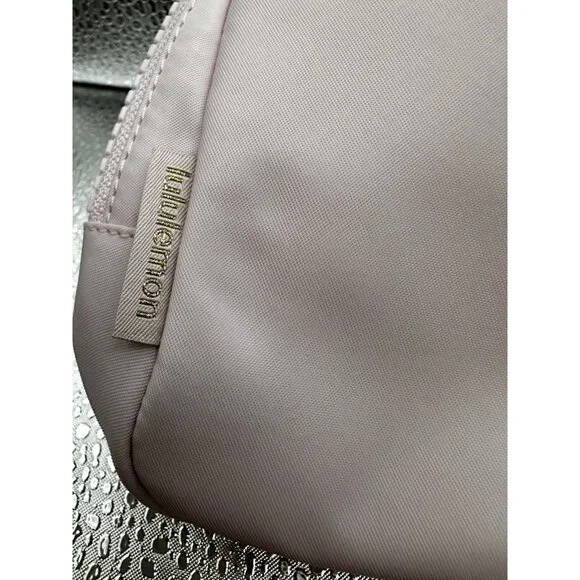 NWT Lululemon Everywhere Belt Bag Large 2L Blissful Pink Sold out on line - Picture 11 of 16
